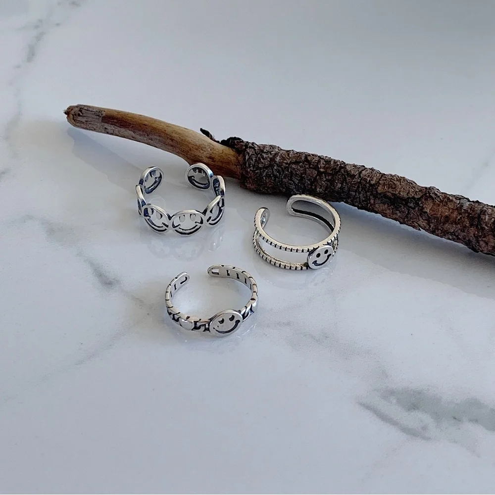 Smiley face ring. Happy face ring, smile face ring. Sterling silver ring